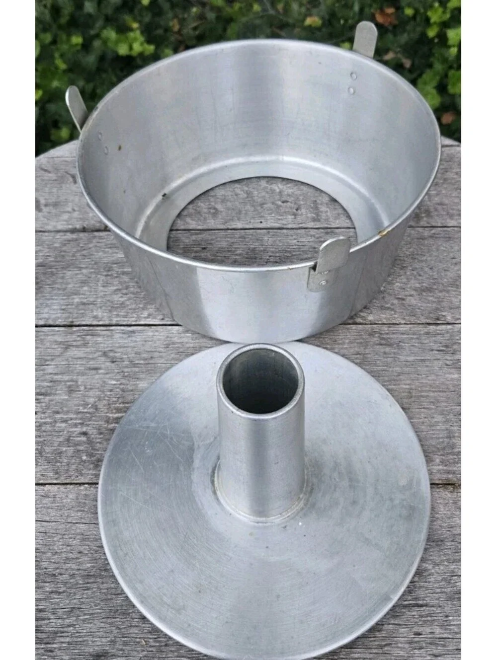 Vintage Aluminum 2 Piece 10